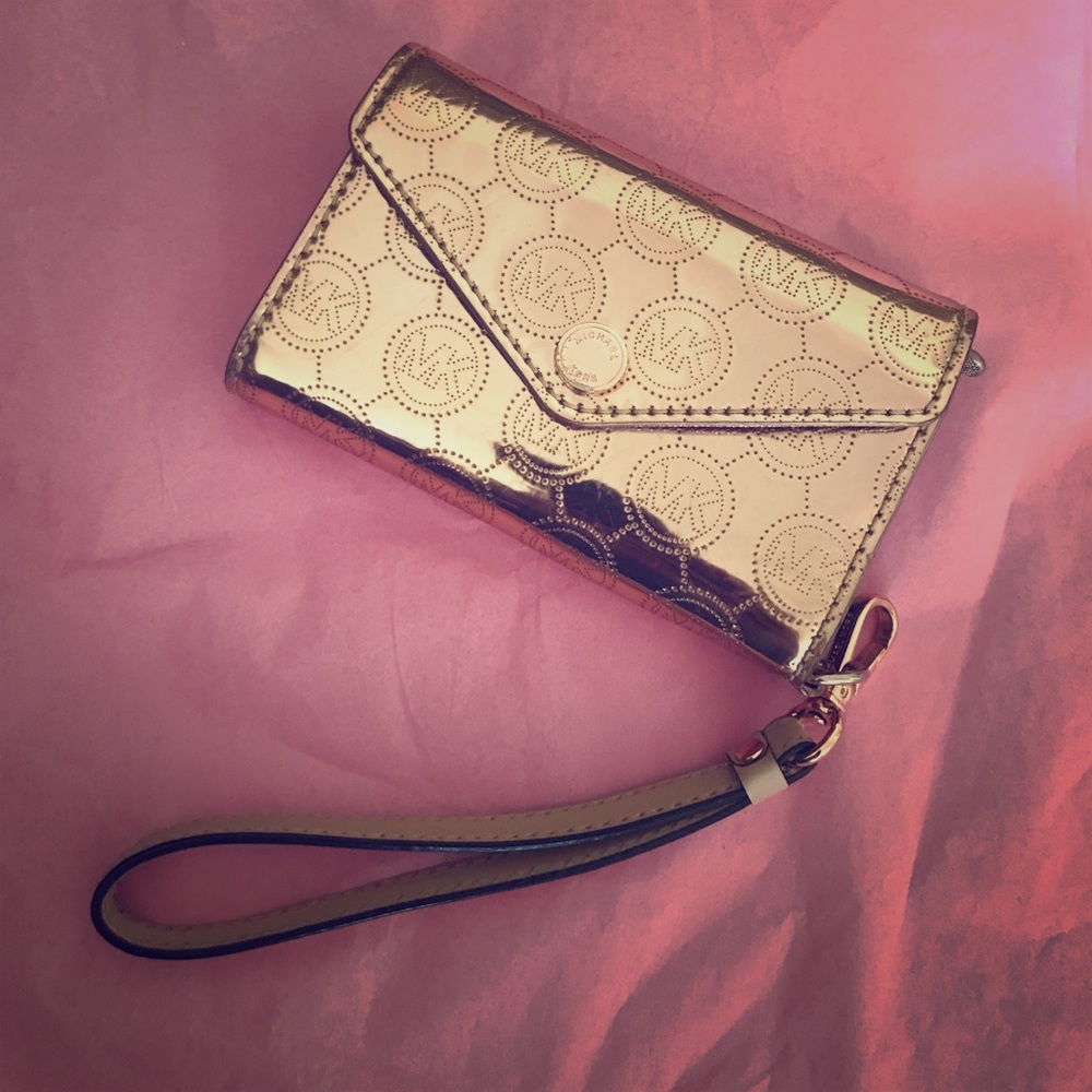 Michael Kors Original IPhone 5 Wallet Clutch
