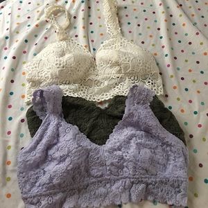SOLD • Aerie bralettes 💕
