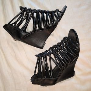 Express size 10 wedges