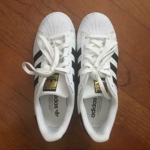 adidas superstars