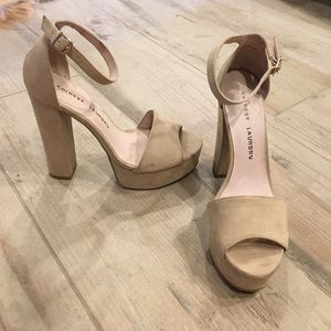 Chinese Laundry Avenue Platform Sandal