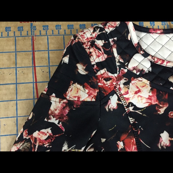 H&M floral bodycon dress size XS - Picture 6 of 7