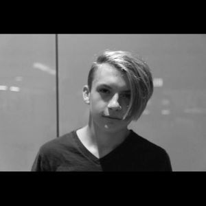 Meet your Posher, Jackson