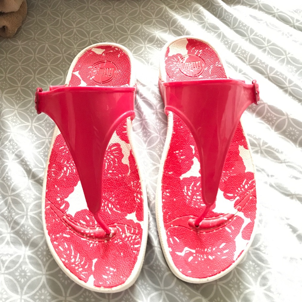 Pink fit flops
