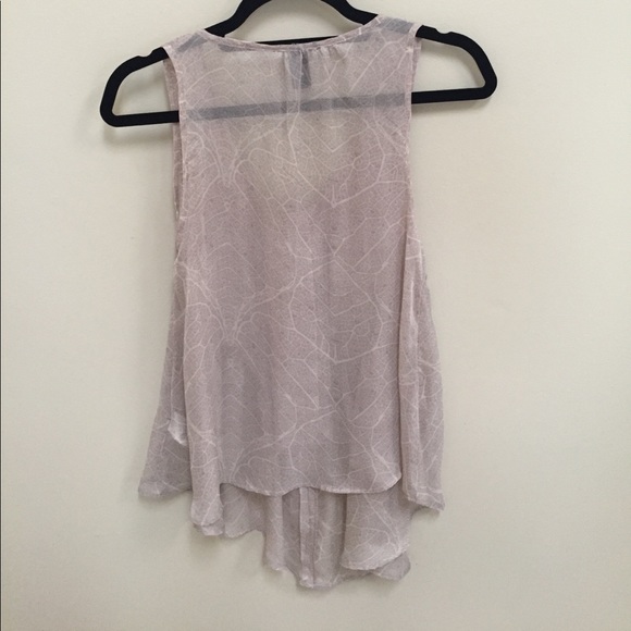 Sheer H&M tank top - Picture 2 of 3