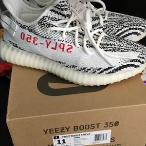 Adidas Zebra Yeezy V2 size 11