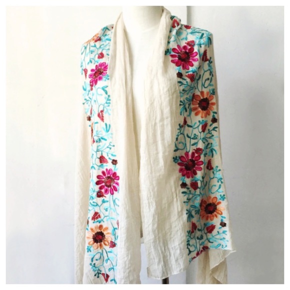 Floral Embroidered Lightweight Scarf - Picture 4 of 8