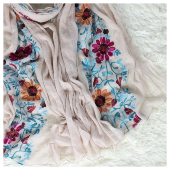 Floral Embroidered Lightweight Scarf - Picture 8 of 8