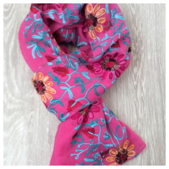 Floral Embroidered Lightweight Scarf - Picture 6 of 8