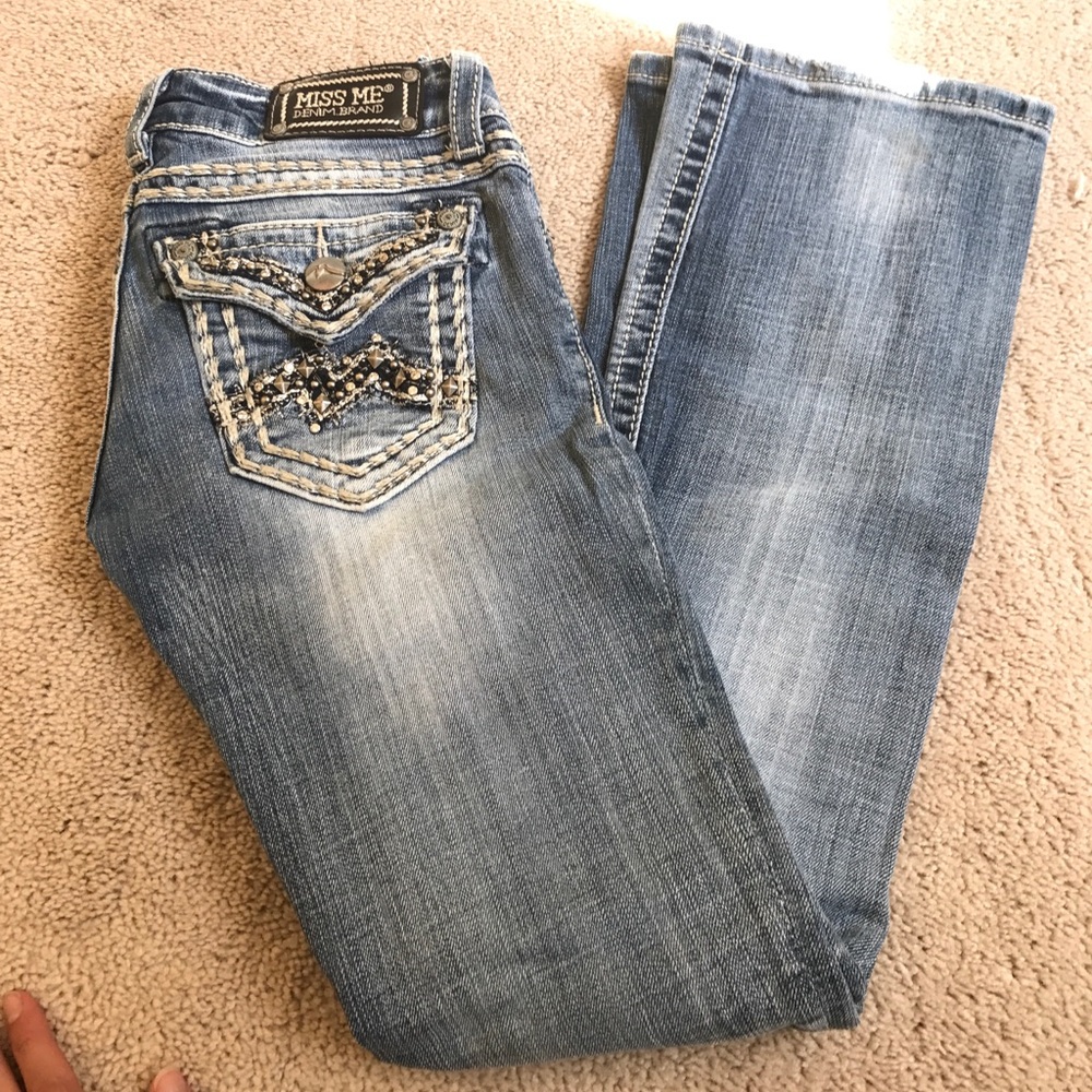 Miss Me Bootcut Size 24