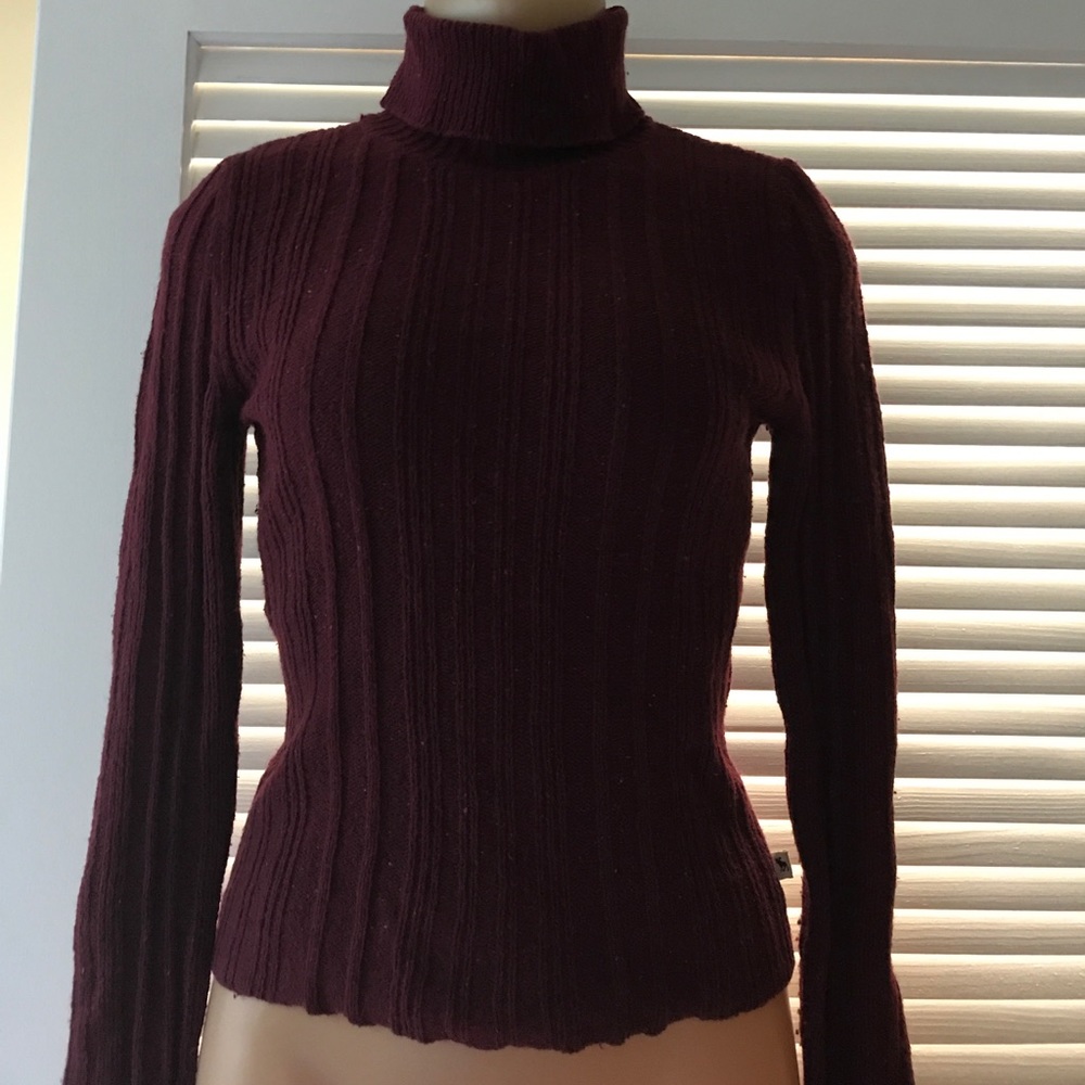 A&F sweater