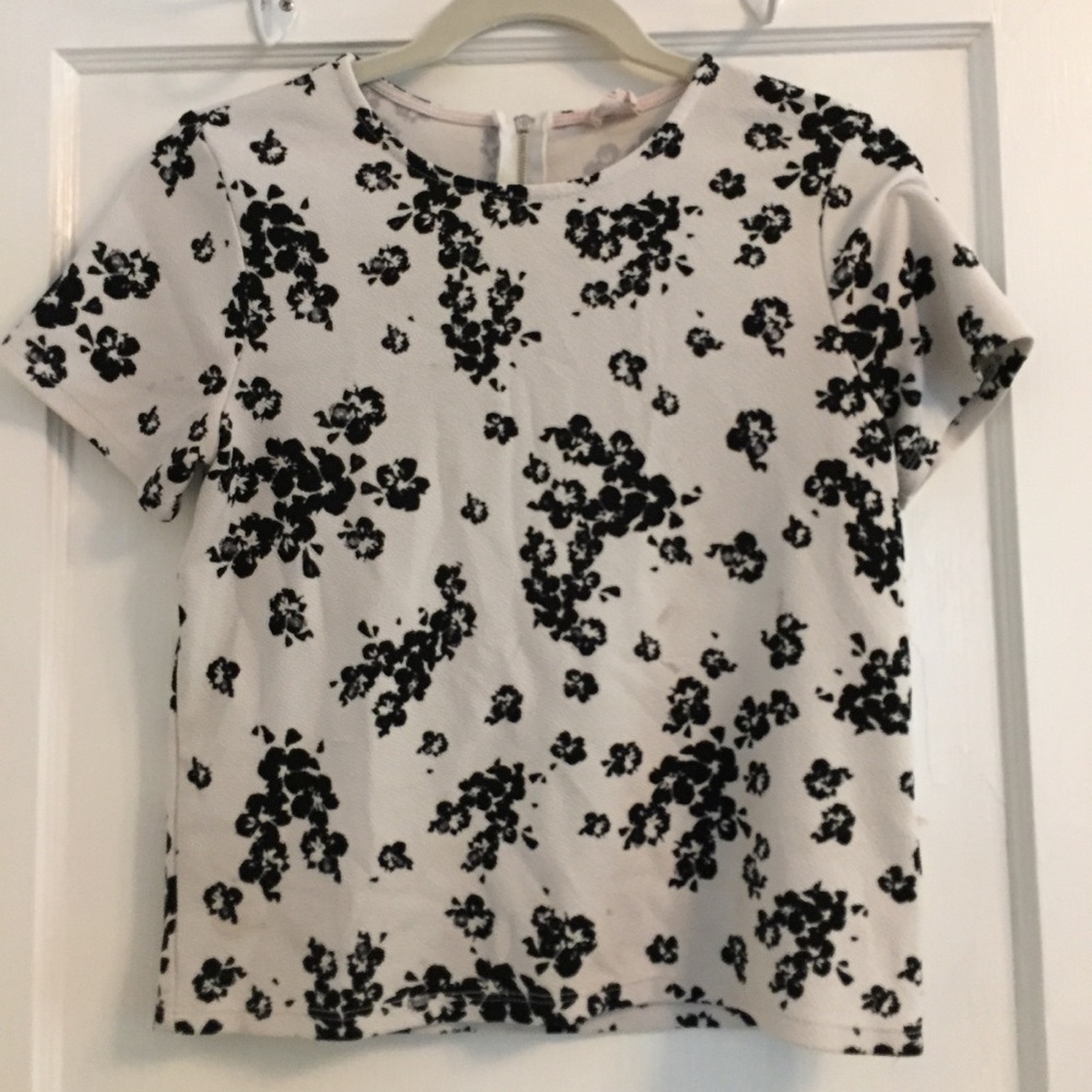 Black and white floral top