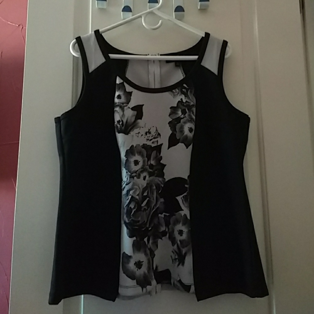 Like new scuba zip sleeveless too from Eloquii