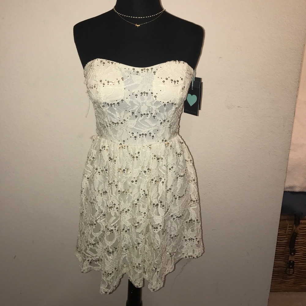 White sparkly dress!