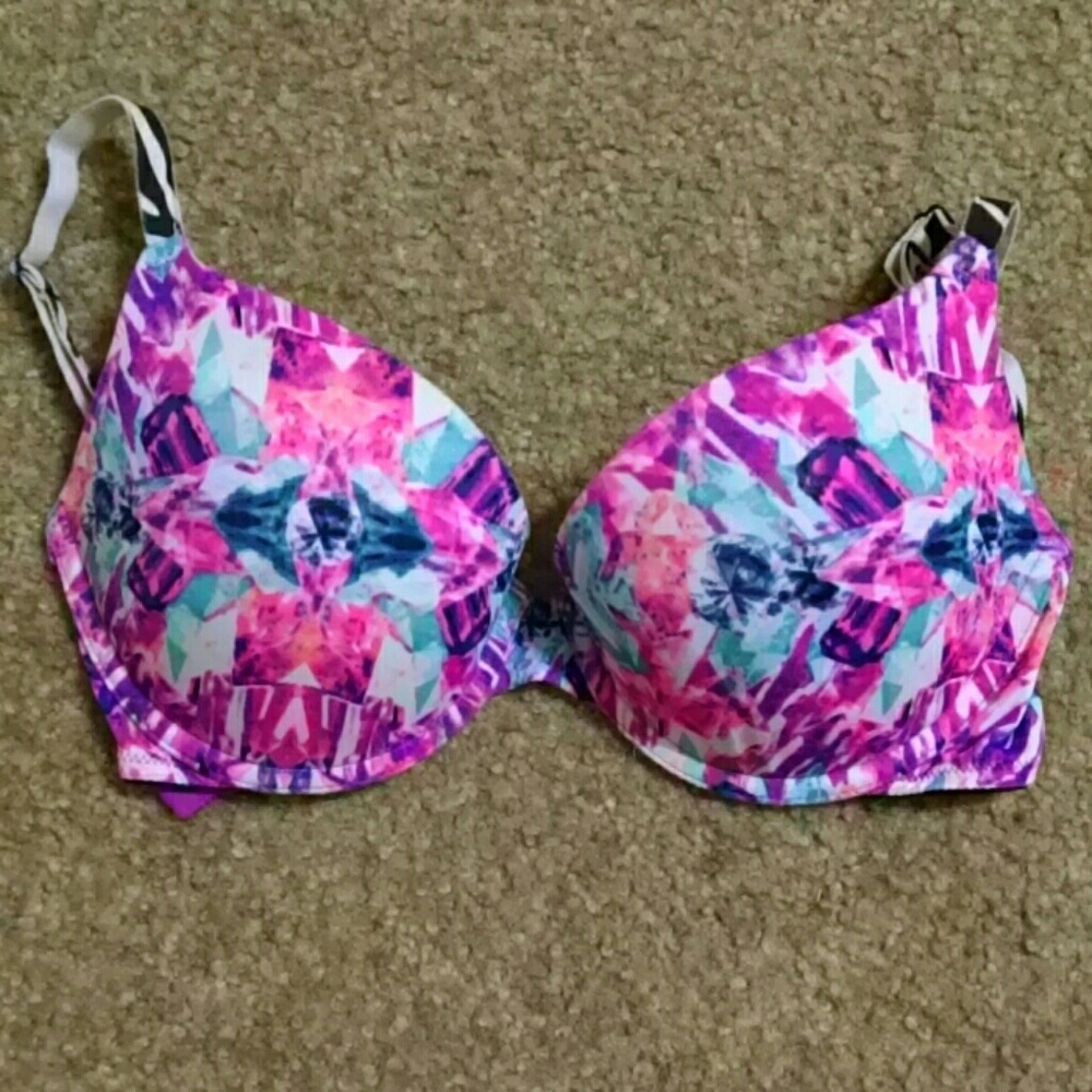 Super cute Vs Bra