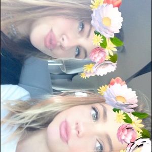 Meet your Posher, Katelyn