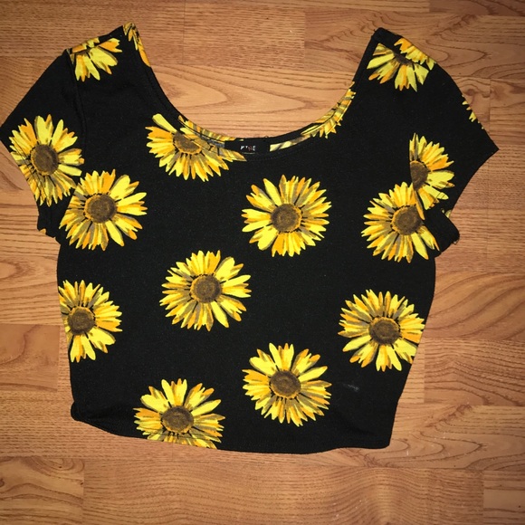 Floral Scoop Crop Top - Picture 1 of 2