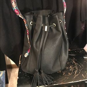 Steve Madden black tote