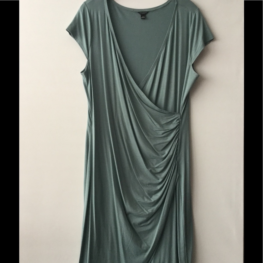 Wrap dress green