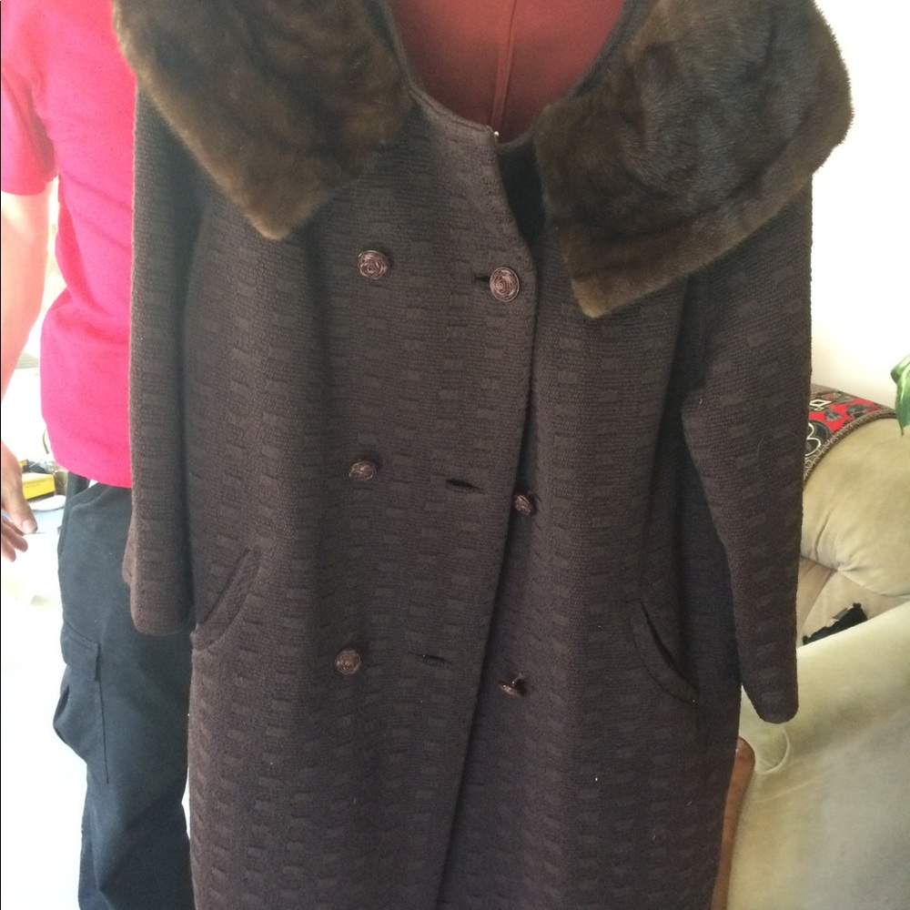 VINTAGE "WOVEN IN ITALY" FUR COLLAR COAT
