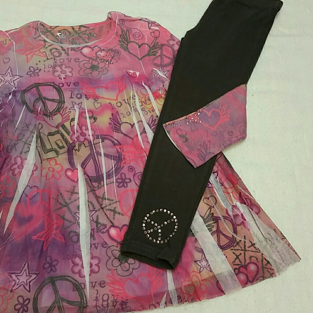 Outfit - Picture 3 of 6
