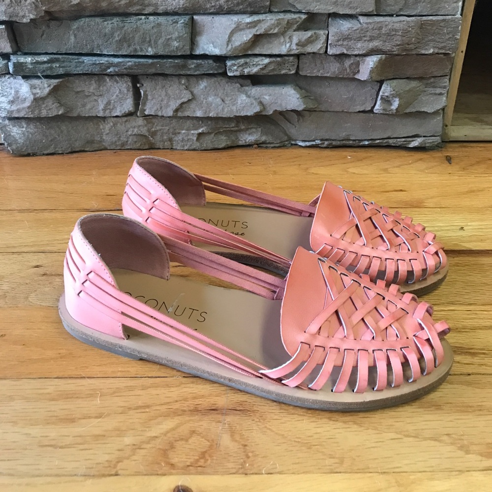 women's woven leather flats