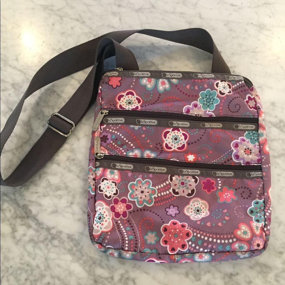 Lesportsac bag