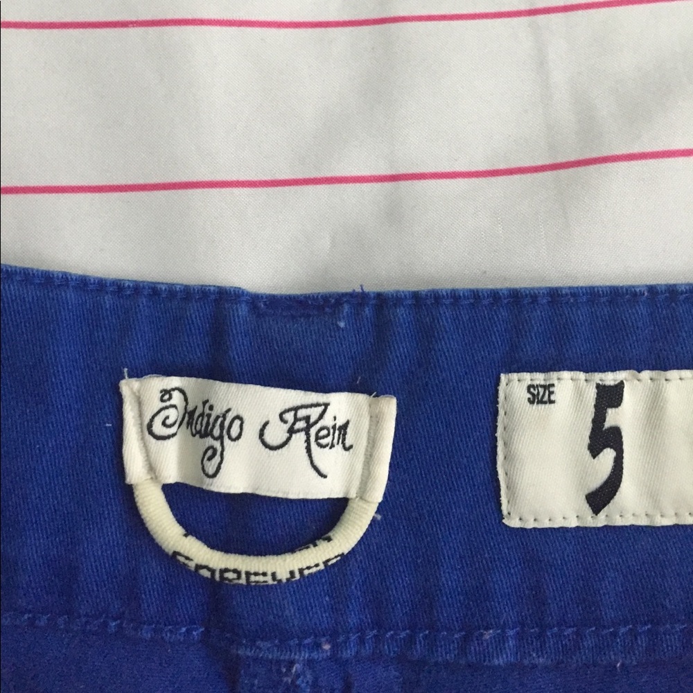 Shorts - Picture 4 of 4