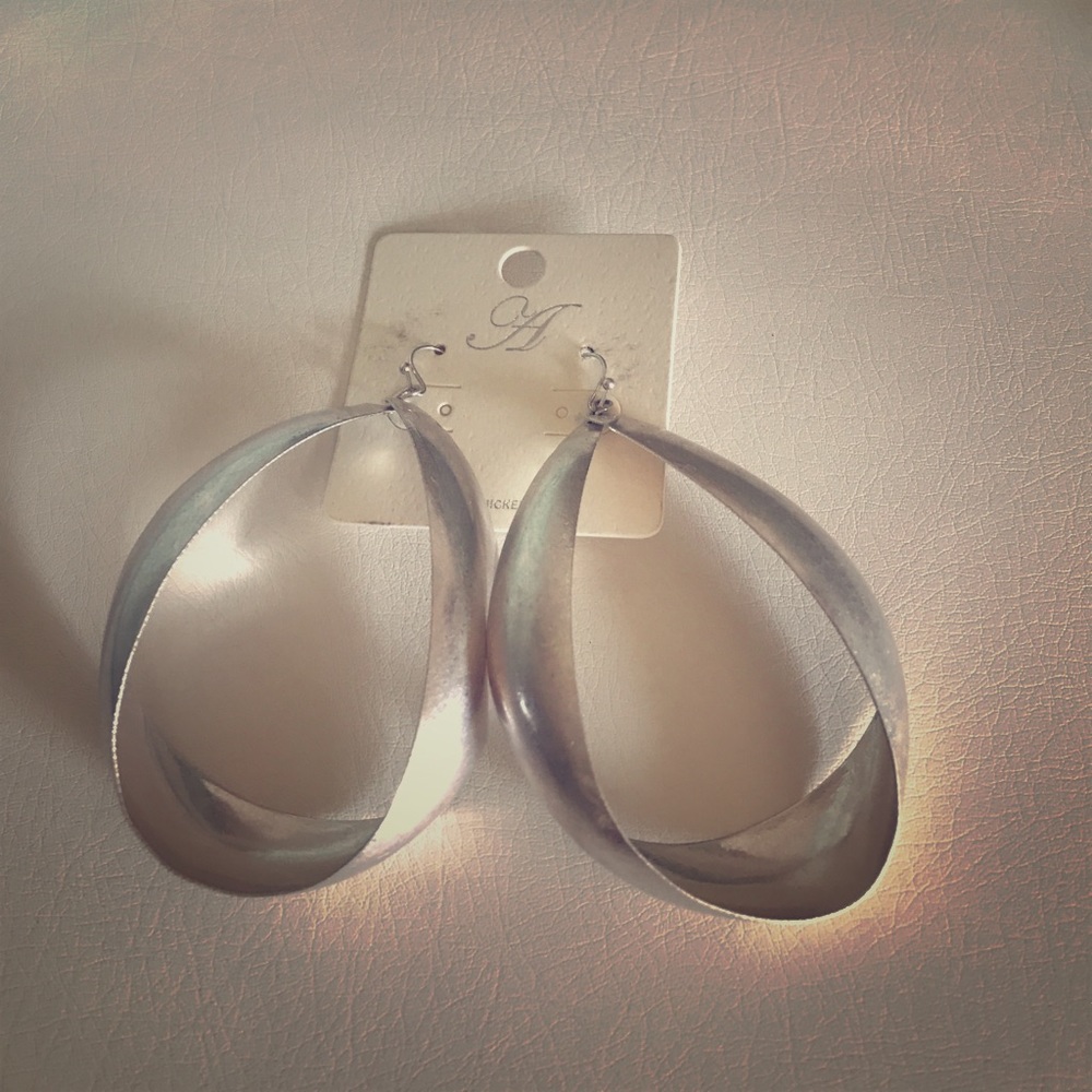 Silver tear drop earrings