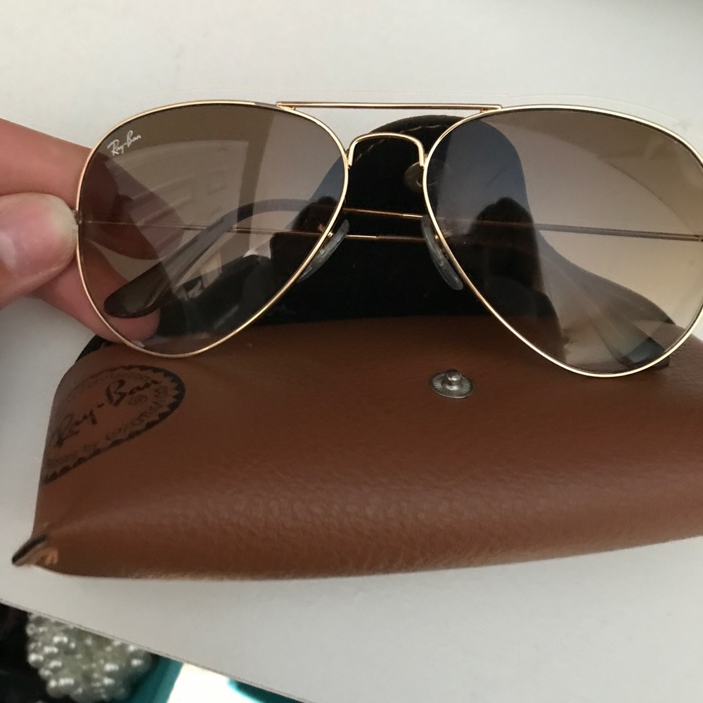 Ray-Bans Aviators