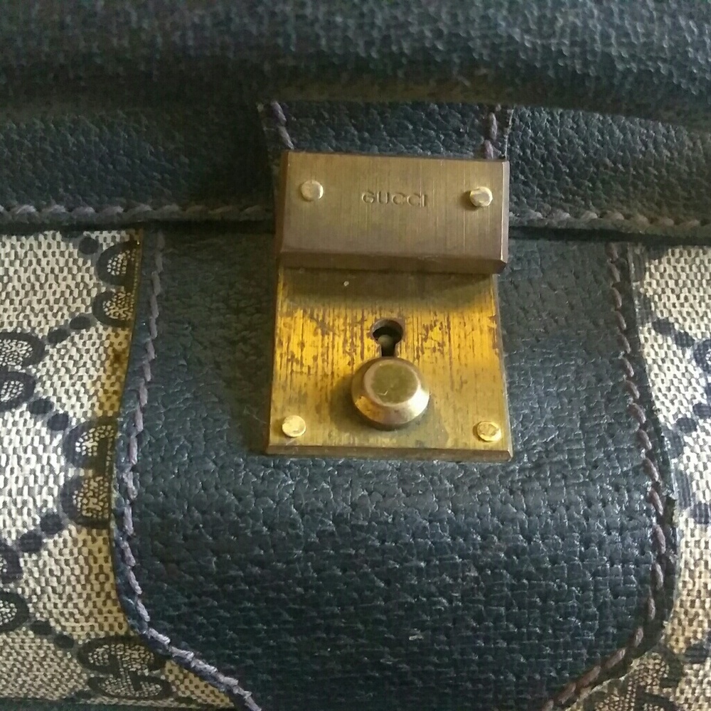 🔥💯 vintage Gucci suitcase 🔥 - Picture 3 of 7