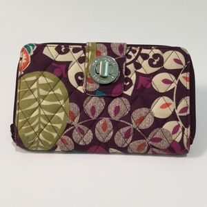 Vera Bradley - large wallet