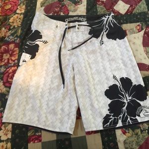 Quiksilver swim shorts 33