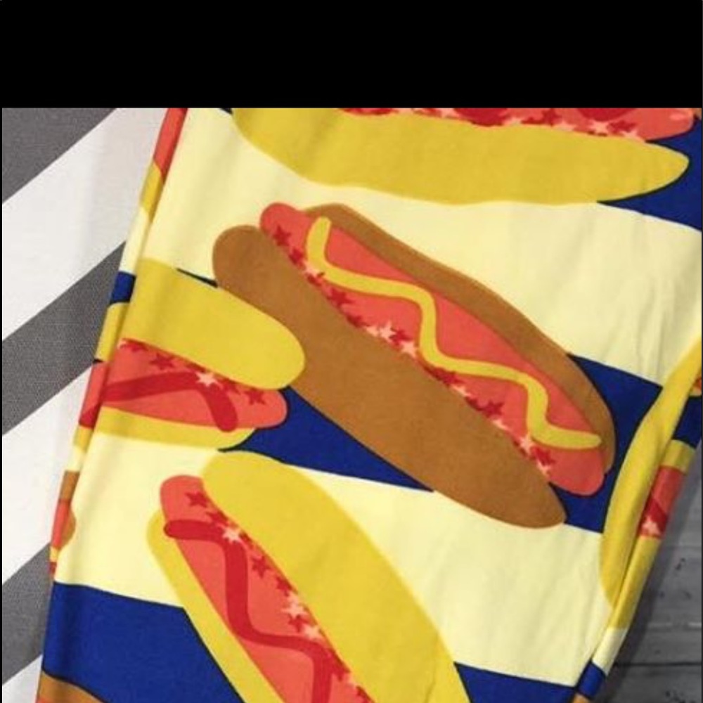 Lularoe Hotdog leggings !!