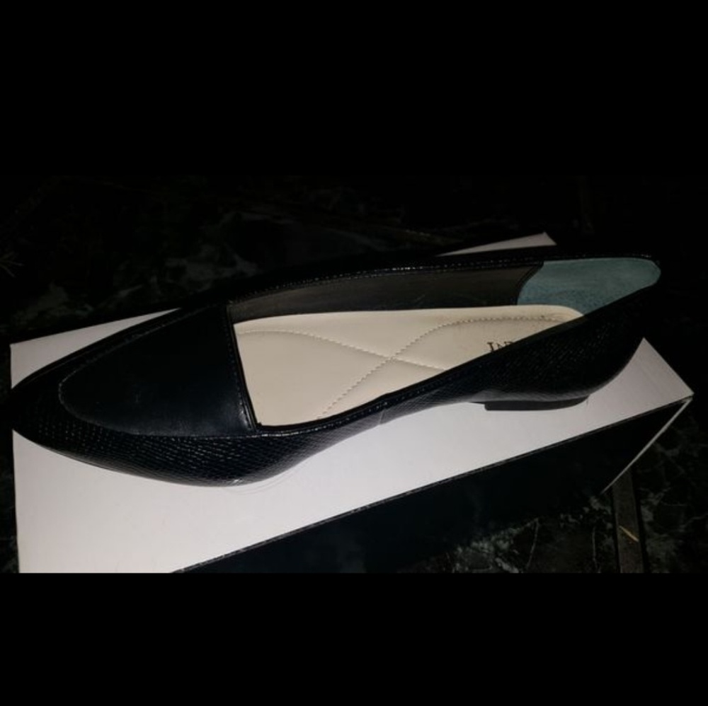 Black Alfani Flats