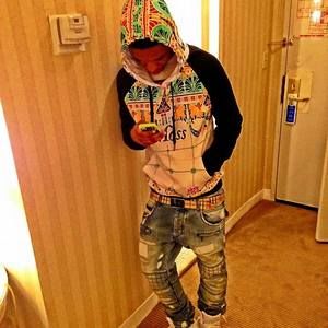 Meet your Posher, Roy