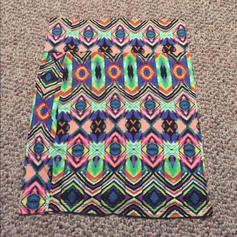 NWOT Multicolored pencil skirt