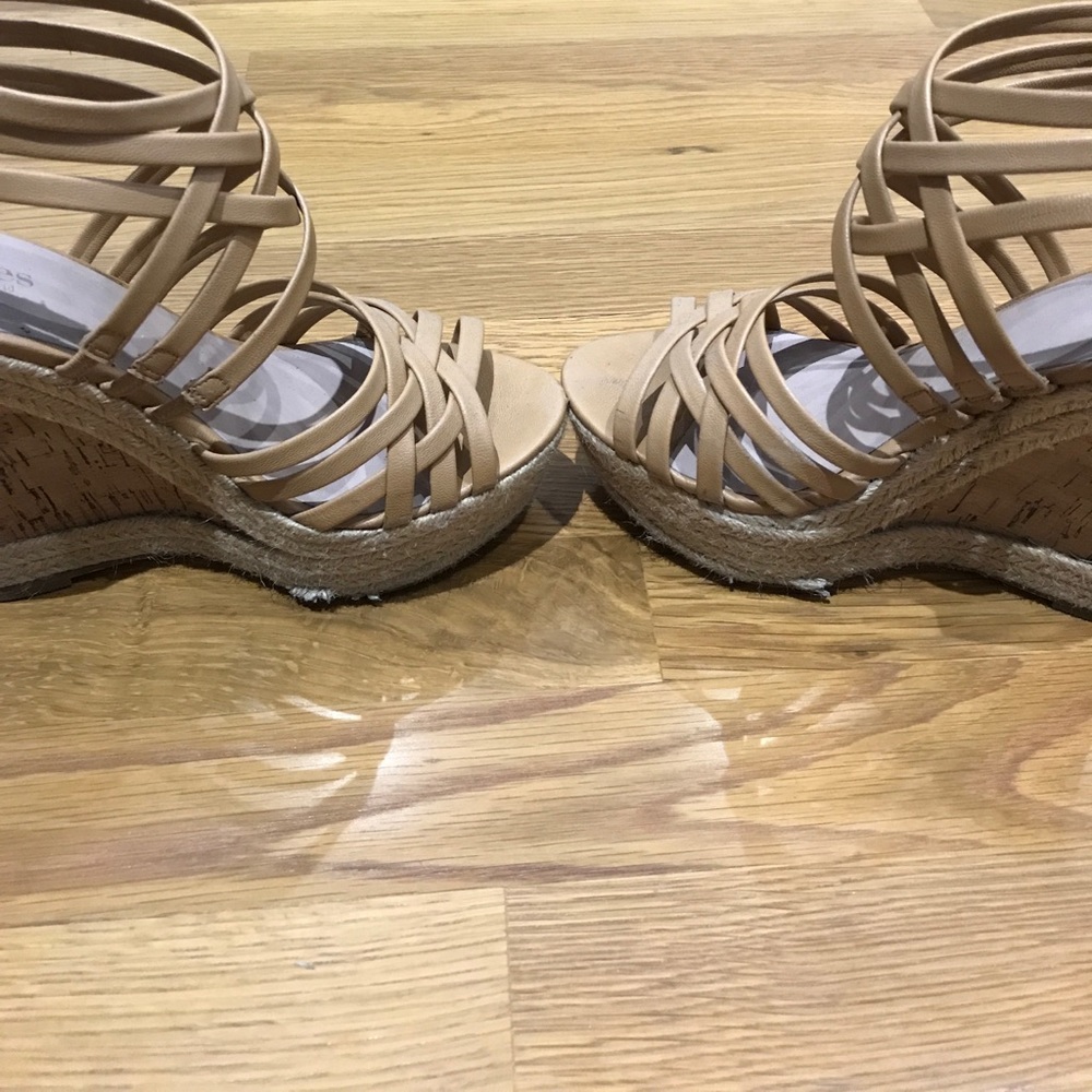 Tan Wedges - Picture 4 of 5