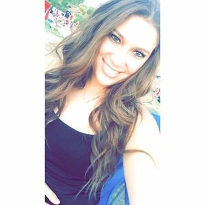 Meet your Posher, Nancy