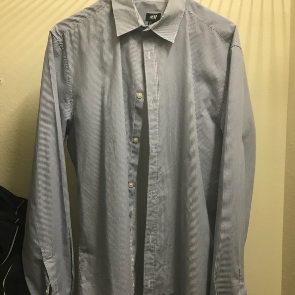 H&M Blue and white Striped button down - Picture 1 of 2