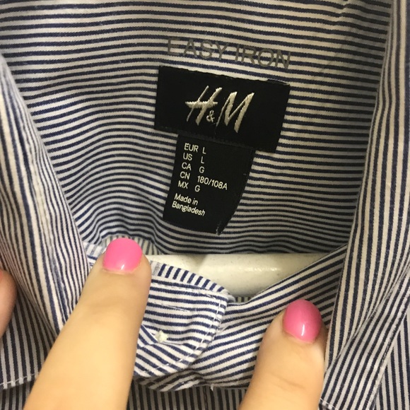 H&M Blue and white Striped button down - Picture 2 of 2