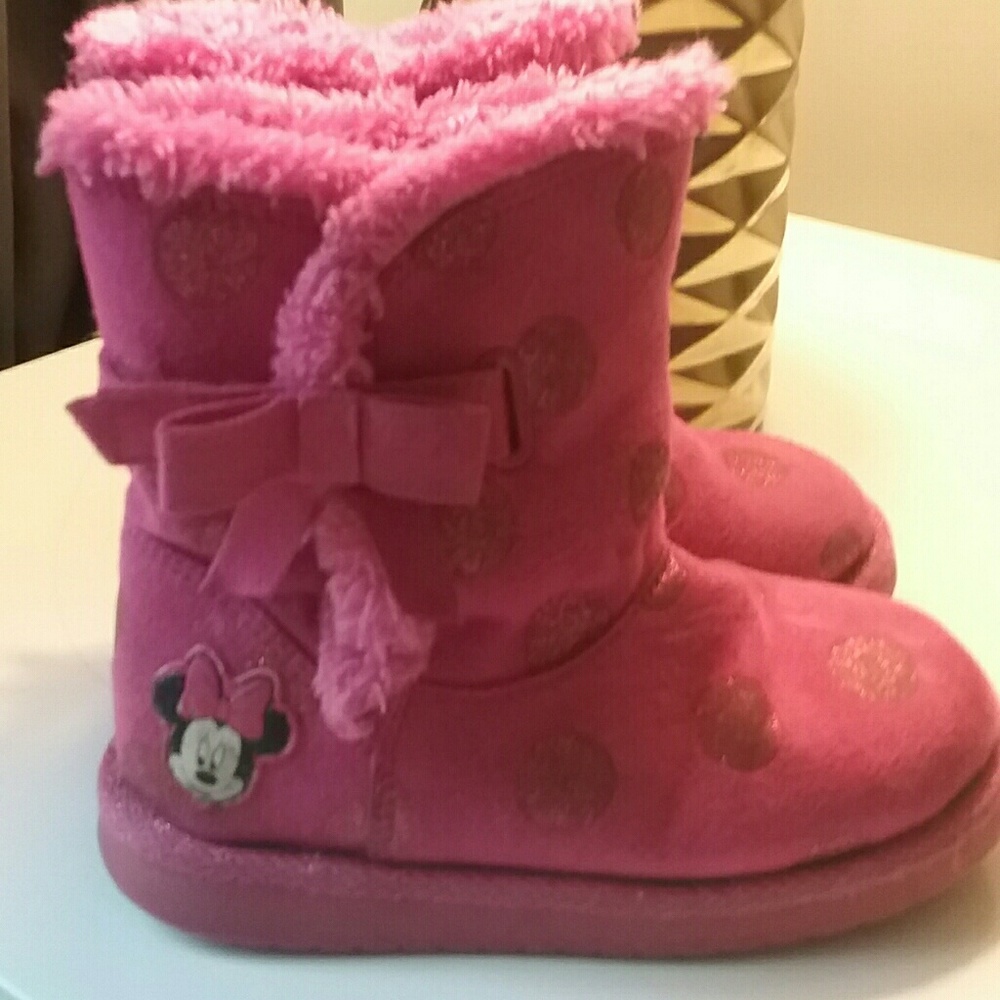 Minnie Mouse boots