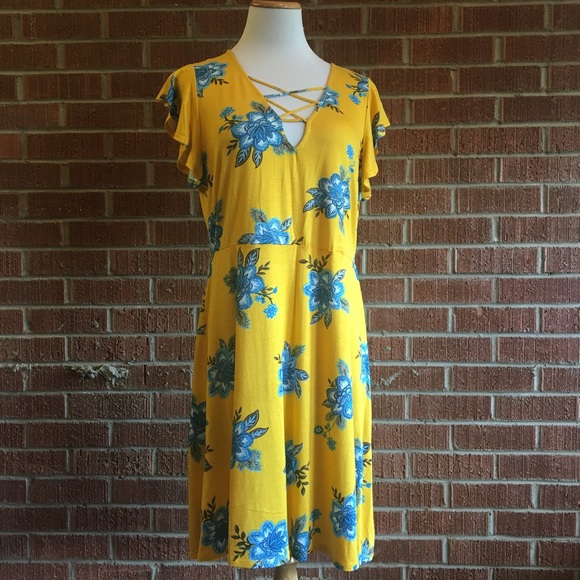& harmony yellow floral criss cross neckline dress - Picture 2 of 5