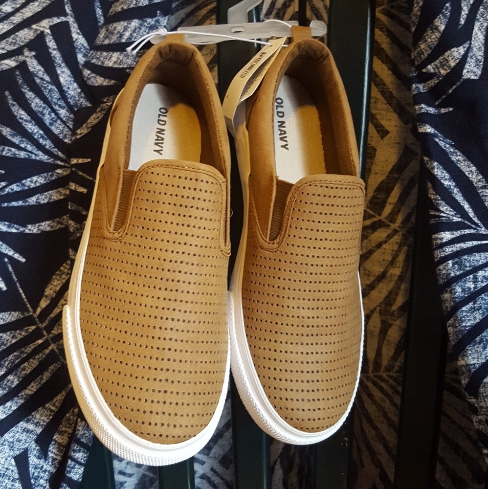 SLIP ON's