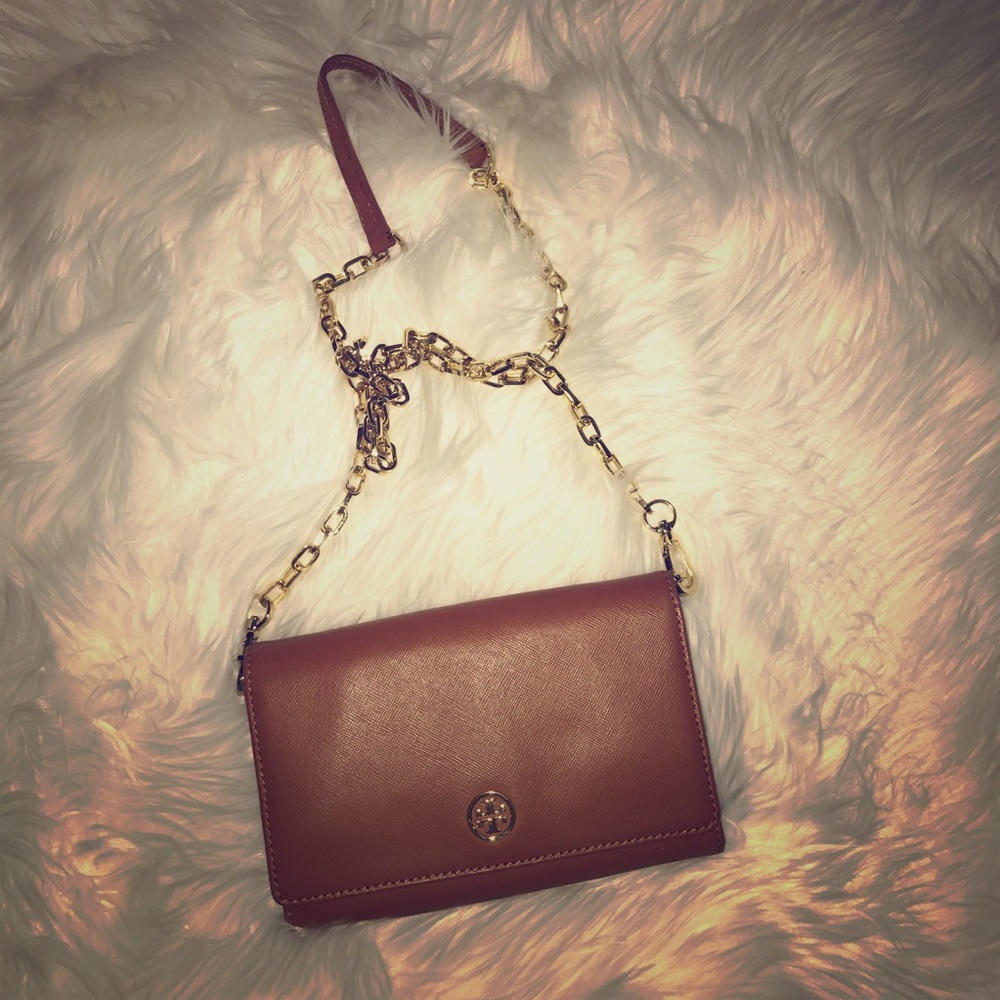 Tory Burch Robinson Wallet Chain