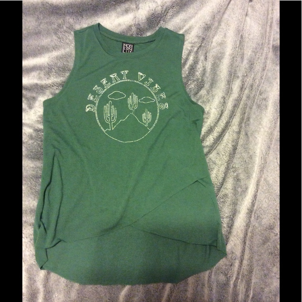 Desert vibes hi-lo tank