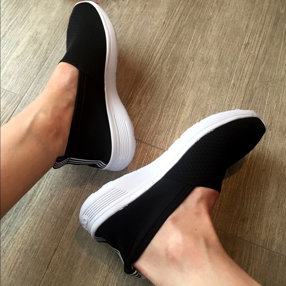 NYE SALE NIB Adidas Neo Lite Women's Slip on - Picture 2 of 8