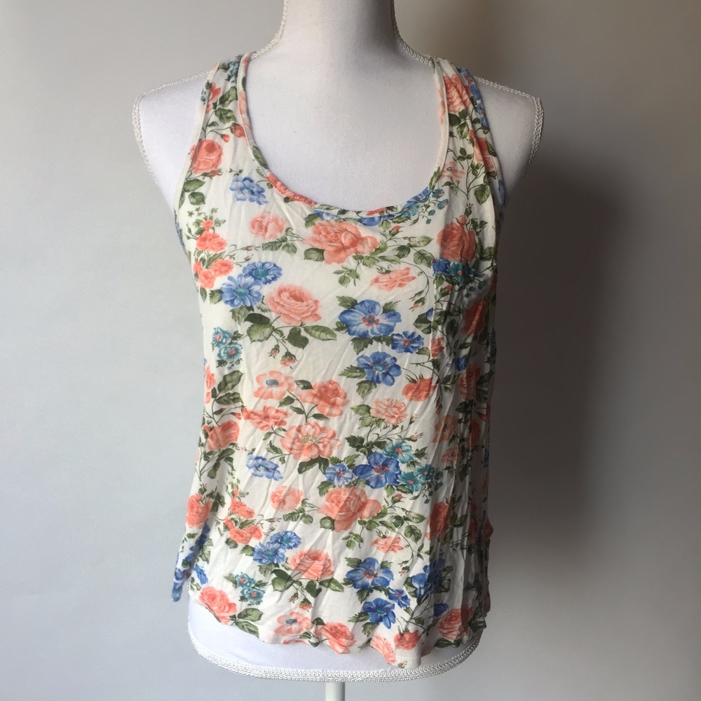 FOREVER 21 floral racerback tank top size medium
