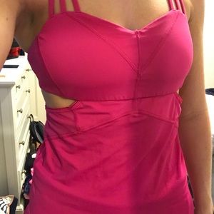 Lululemon workout tank