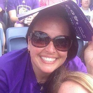 Meet your Posher, Debbie